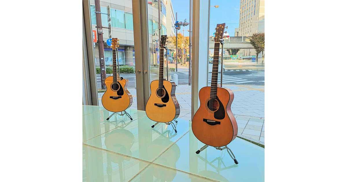 YAMAHA ＦＧ-200Ｄ　檄鳴り　外観のラッカー塗装の劣化による模様あり YAMAHA FG-200D アコースティックギター塗装の劣化 表面の