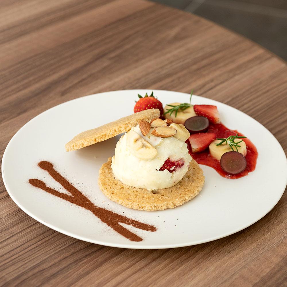 2F カフェラウンジ<br>期間限定メニュー 2022年7月31日まで
