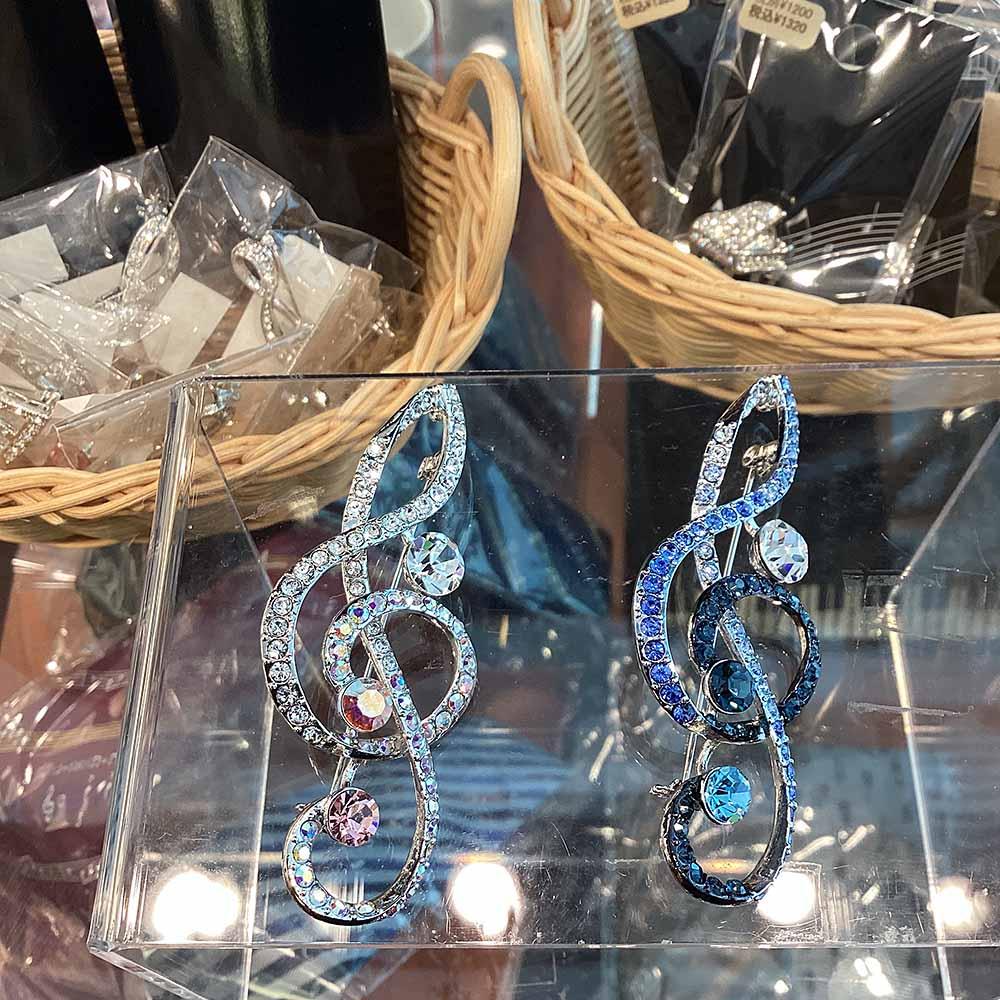 【雑貨新商品】ラインストーンブローチ