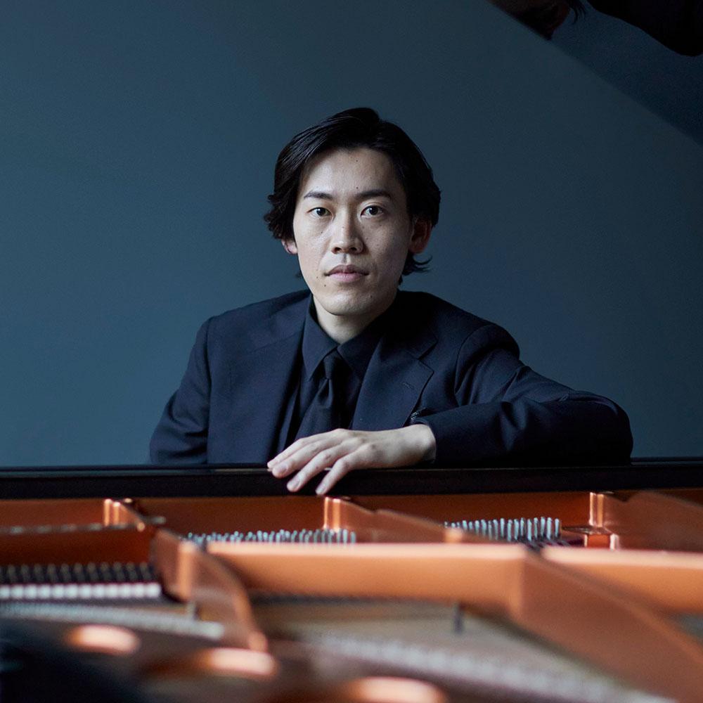 ピアニスト梅田智也によるピアノマンツーマンレッスン