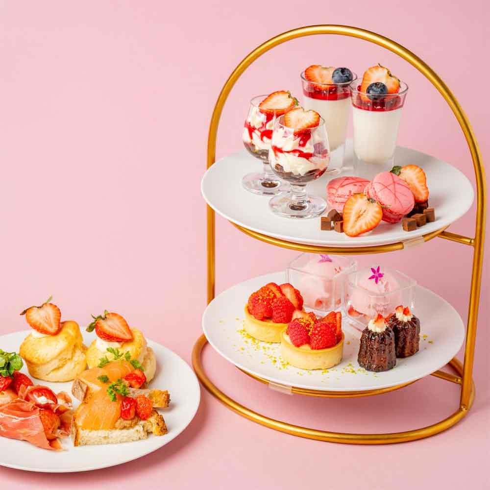 期間限定！ホリデーシーズンを彩る華やかな“いちごアフタヌーンティー”