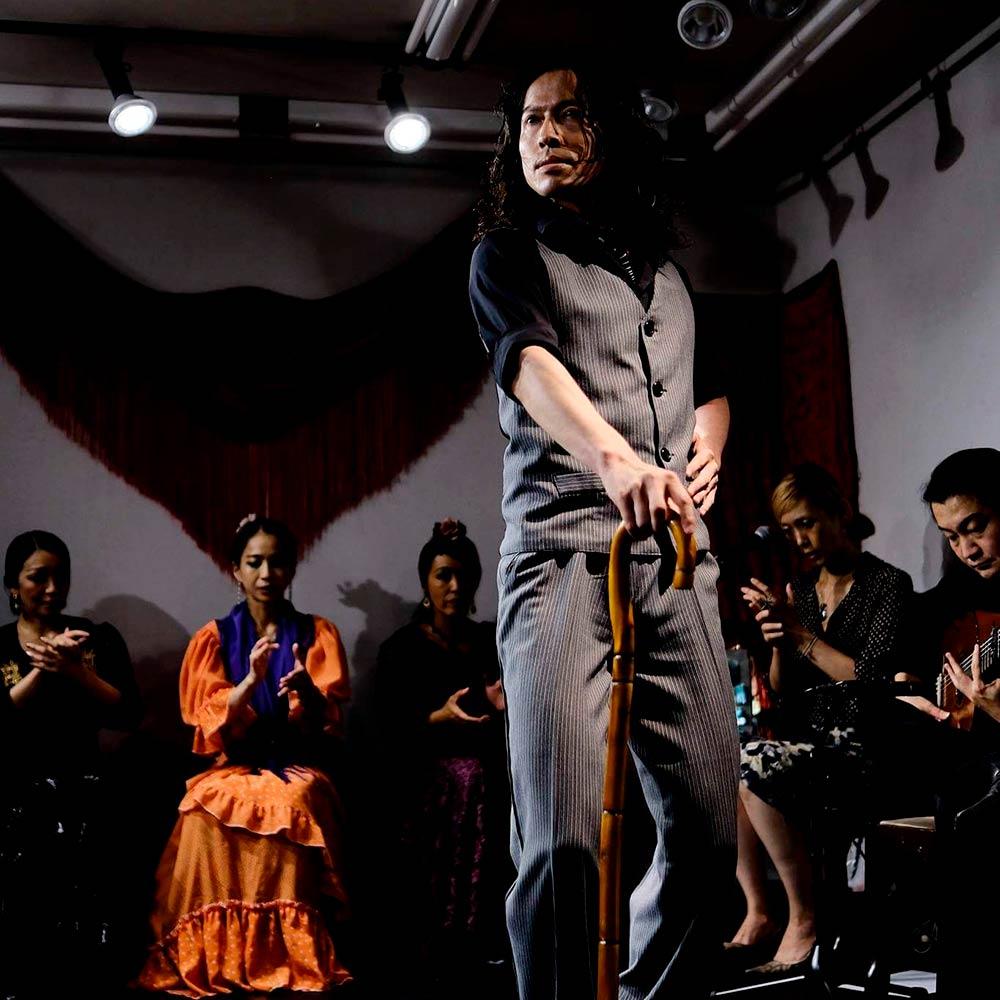 伊集院 史朗 （バイレ、パルマ、カホン）