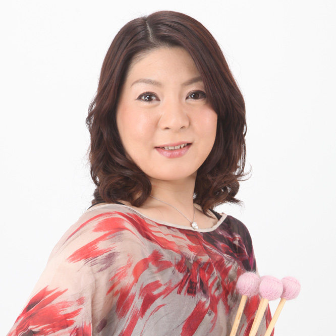 飯田 智子(マリンバ)