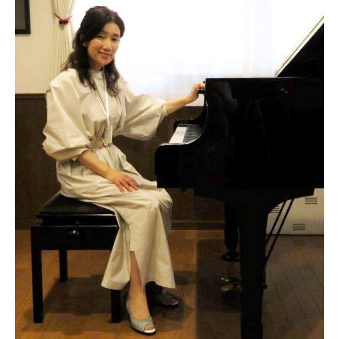 浅野 純子（ピアノ）