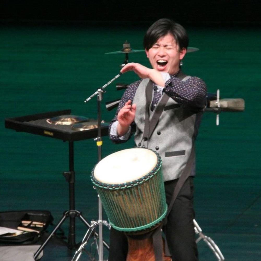弓立 翔哉（ドラム、パーカッション）