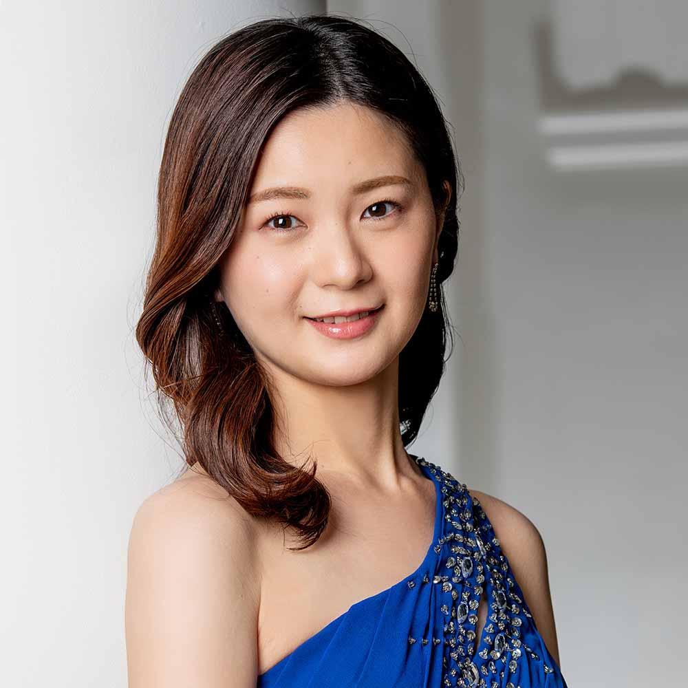 伊藤 優里(ヤマハピアノデモンストレーター)