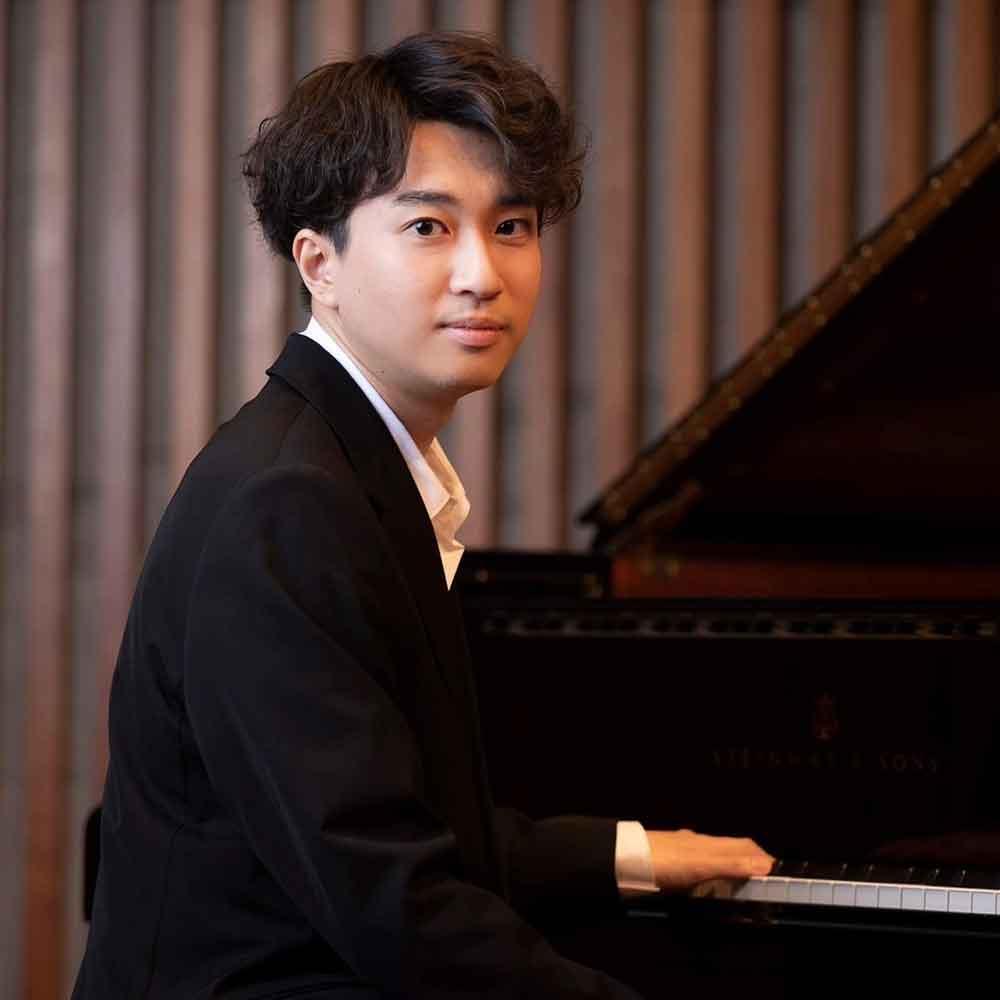 京増 修史(ピアノ)