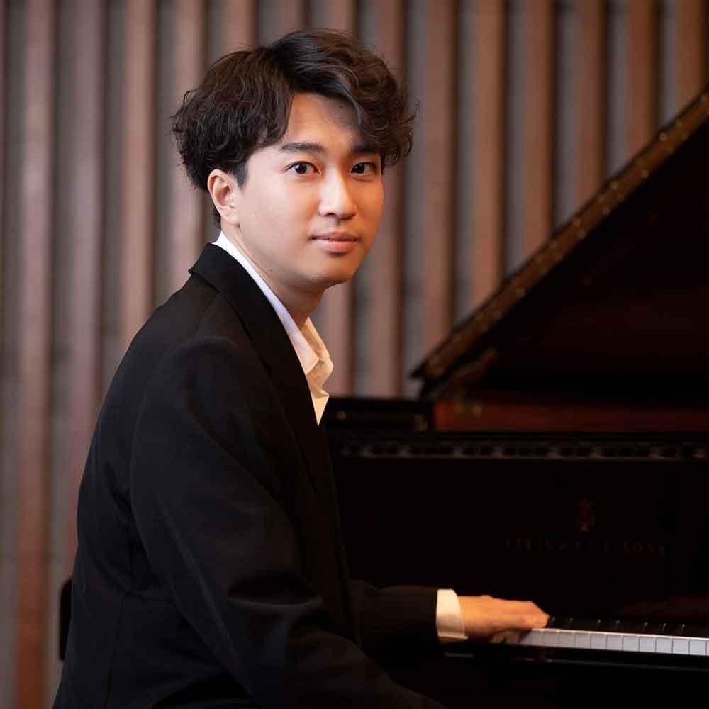 京増 修史(ピアノ)