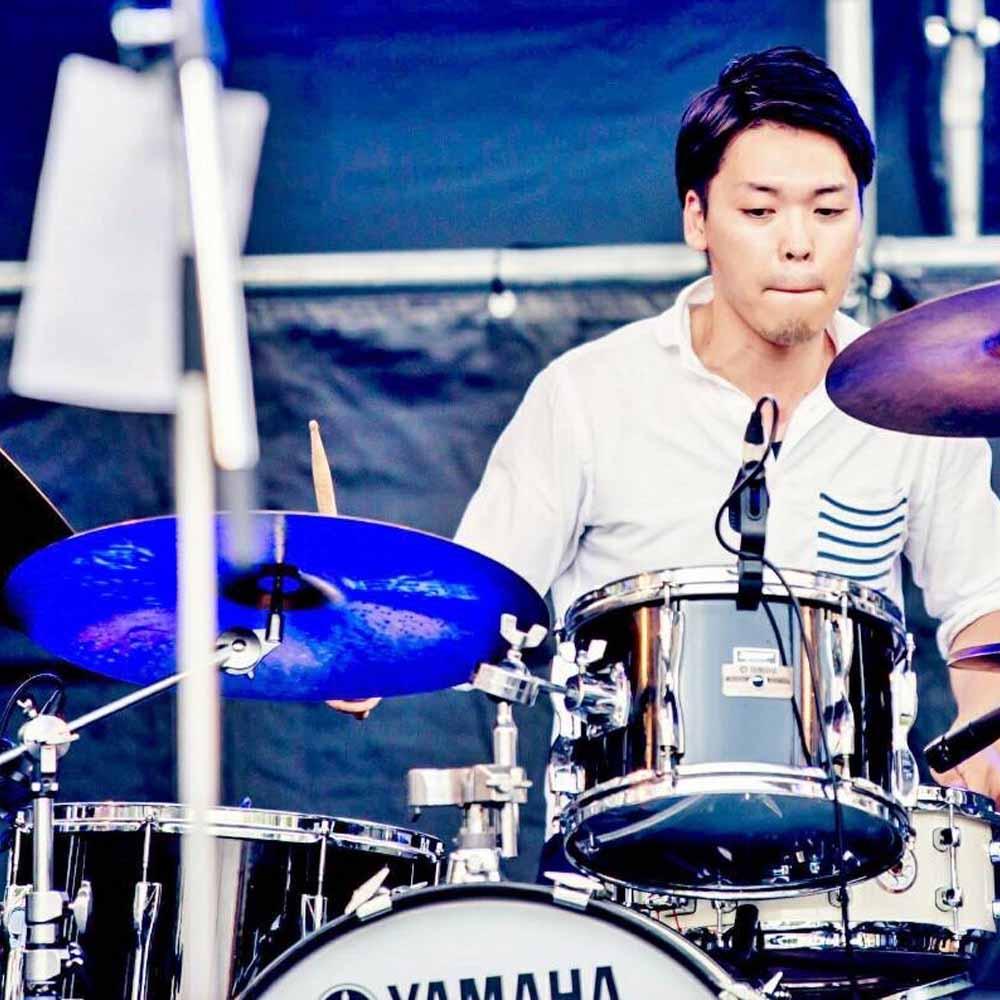 鳥居 亮太(ドラム)