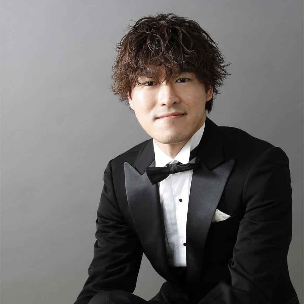 纐纈 健太（ピアノ）
