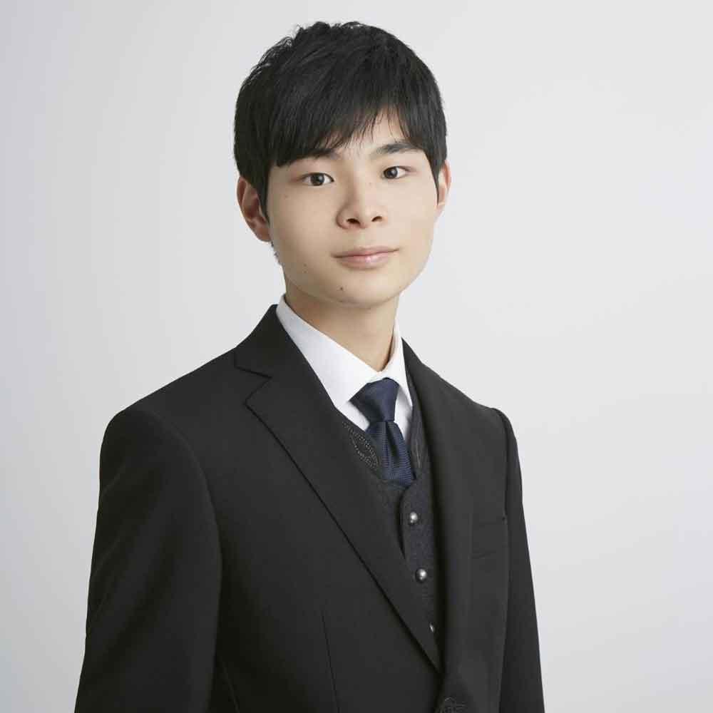 佐野 駿（ピアノ）