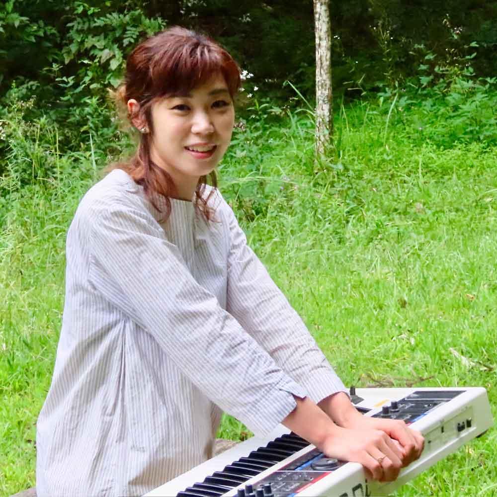 横山 史奈（ピアノ）