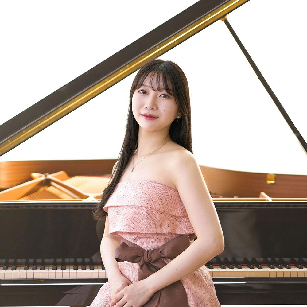 宇佐美 香乃（ピアノ）