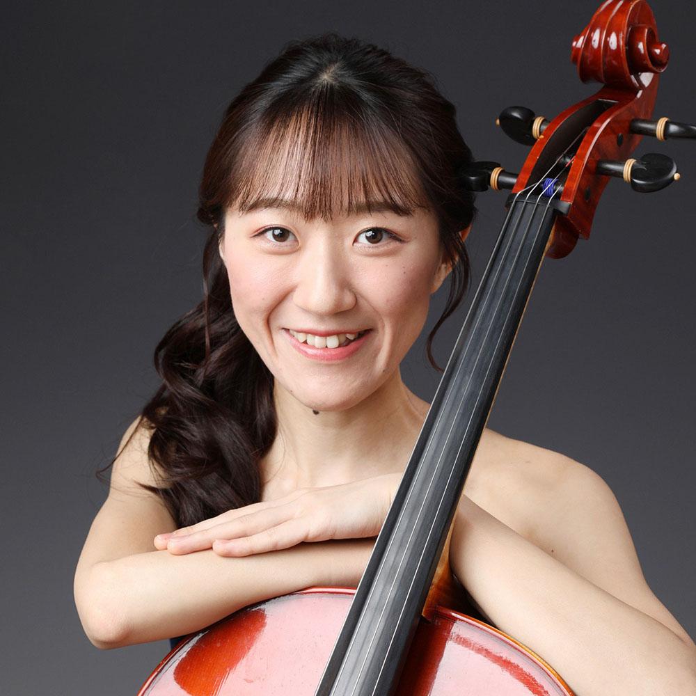 伊藤 葵（チェロ）