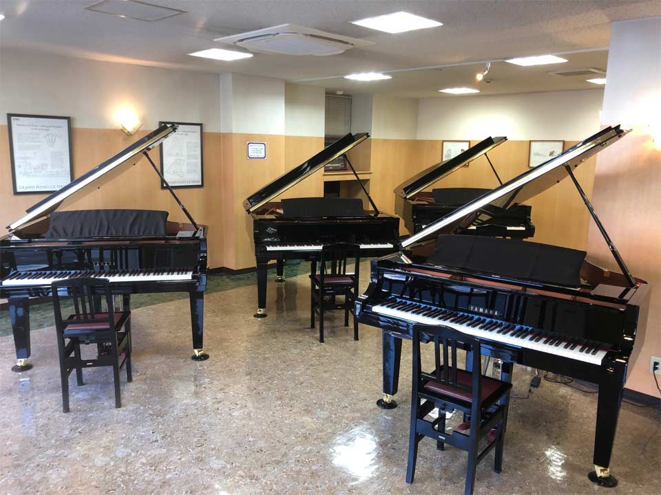 ピアノ展示スペース