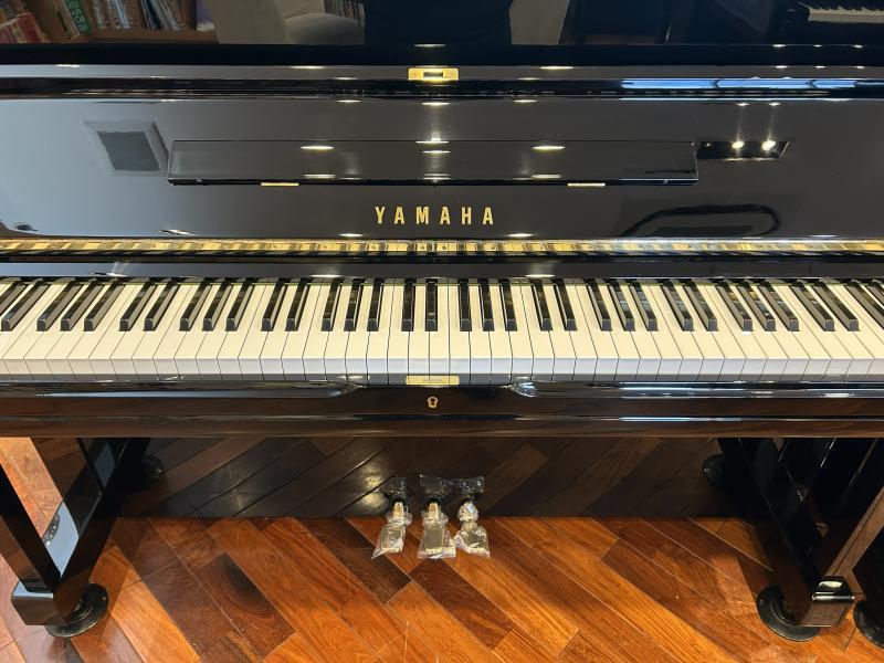 中古 ヤマハ  アップライトピアノ  U3H