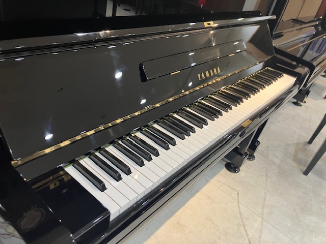 中古 ヤマハ アップライトピアノ U3M