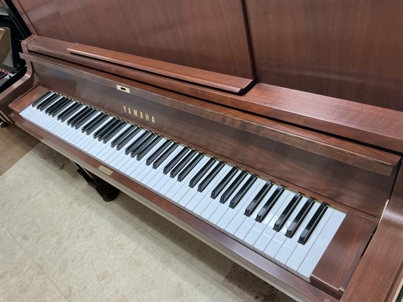 中古 ヤマハ  アップライトピアノ  W102B