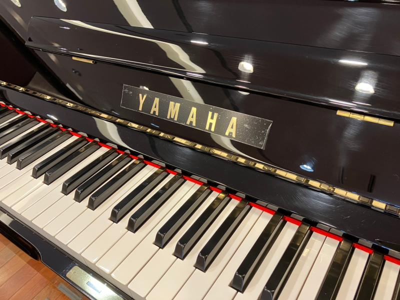 中古 ヤマハ  アップライトピアノ  UX3