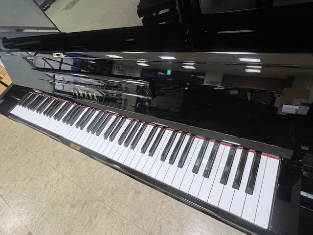 中古 ヤマハ  アップライトピアノ  UX1