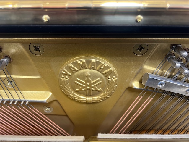 中古 ヤマハ  アップライトピアノ  UX1