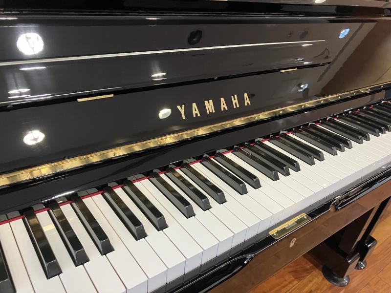 中古 ヤマハ  アップライトピアノ  UX3