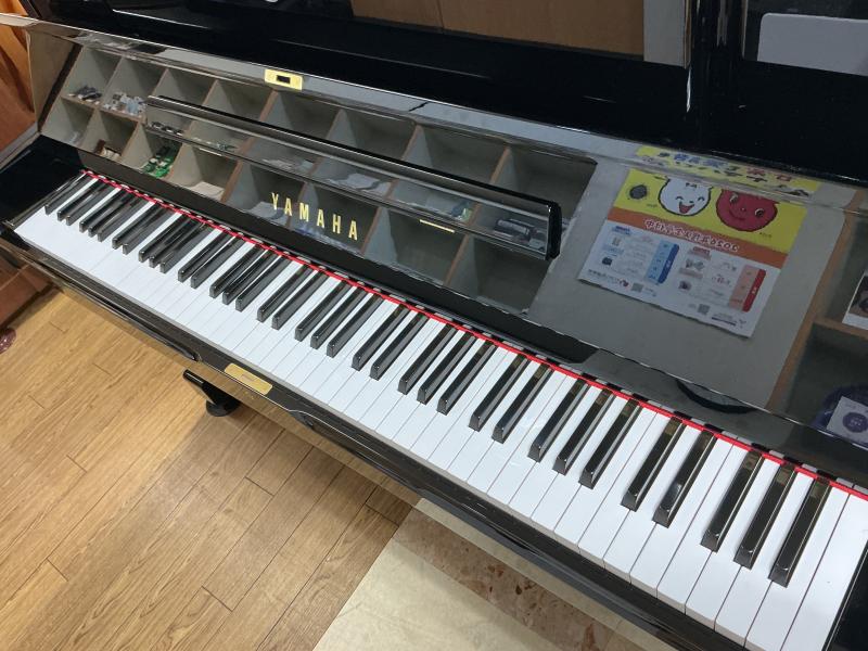 中古 ヤマハ  アップライトピアノ  UX3