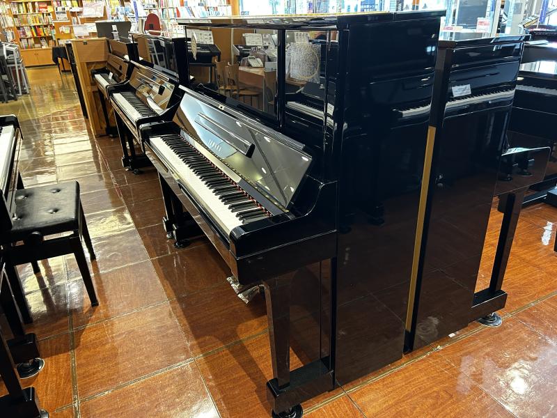 中古 ヤマハ  アップライトピアノ  UX3