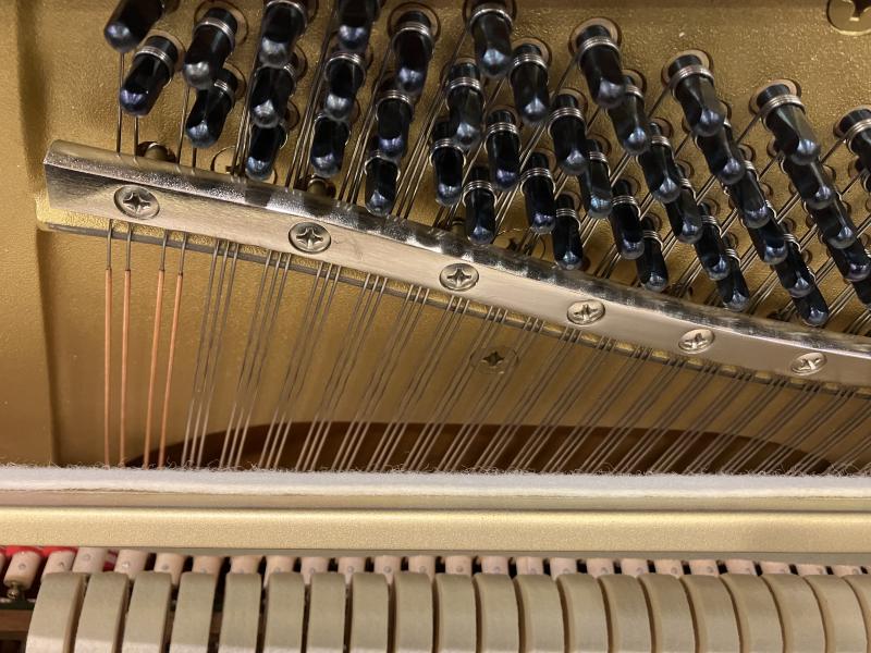 中古 ヤマハ  アップライトピアノ  MC10BL