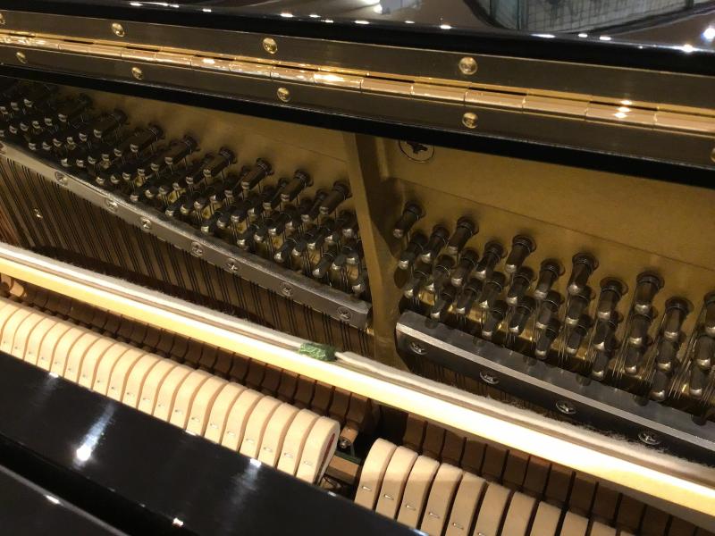 中古 ヤマハ  アップライトピアノ  UX30BL