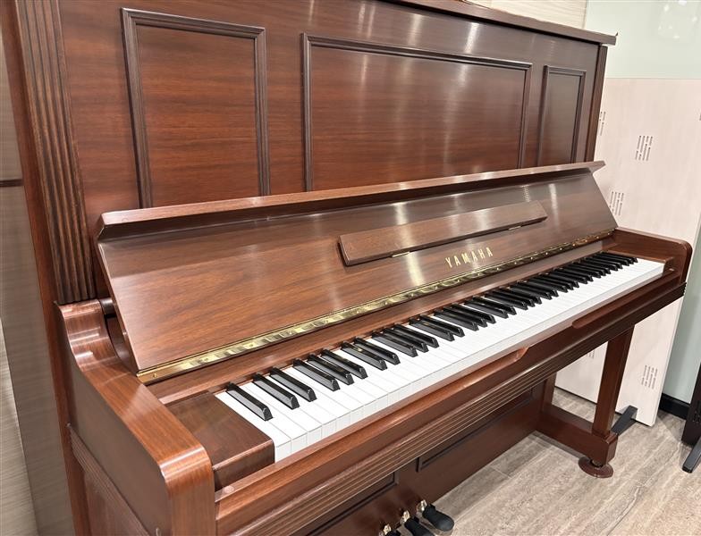 中古 ヤマハ  アップライトピアノ  W3AWn