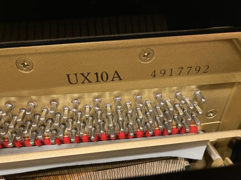 中古 ヤマハ  アップライトピアノ  UX10A