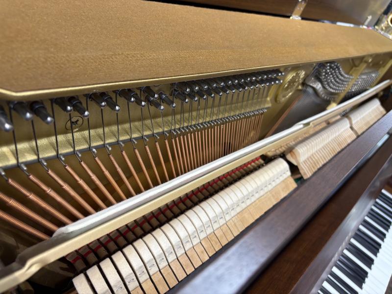 中古 ヤマハ  アップライトピアノ  MC1AWnc