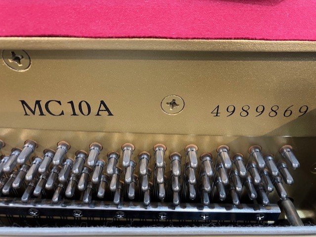 中古 ヤマハ  アップライトピアノ  MC10A