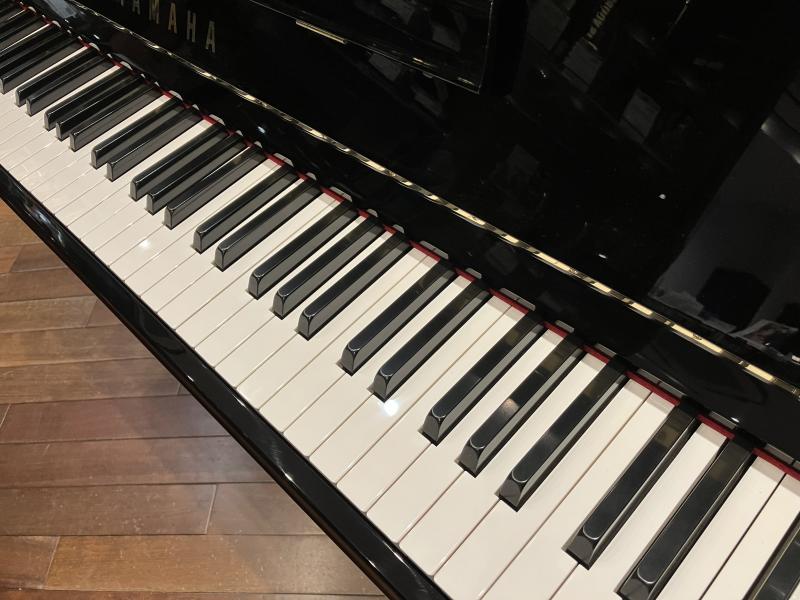 中古 ヤマハ  アップライトピアノ  MC10A