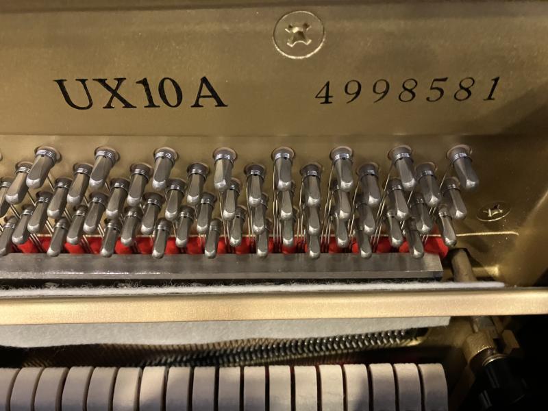 中古 ヤマハ アップライトピアノ UX10A