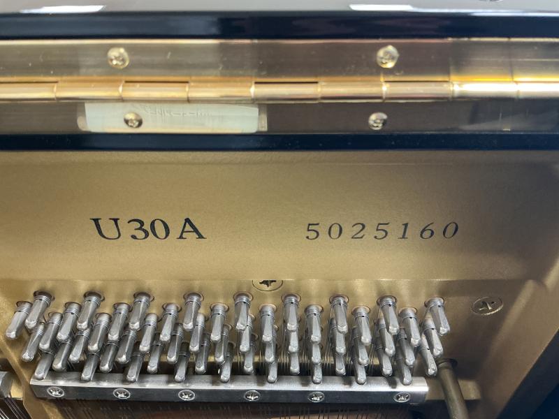 中古 ヤマハ  アップライトピアノ  U30A