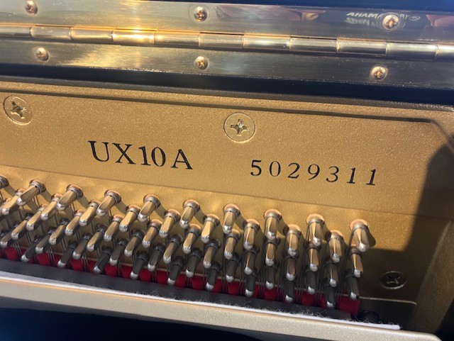 中古 ヤマハ  アップライトピアノ  UX10A