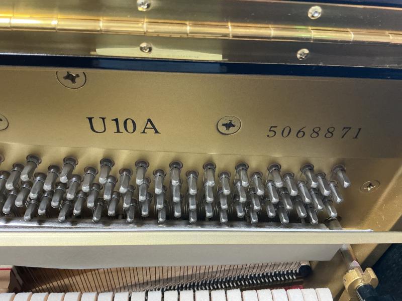 中古 ヤマハ  アップライトピアノ  U10A