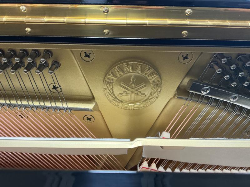 中古 ヤマハ  アップライトピアノ  U10A