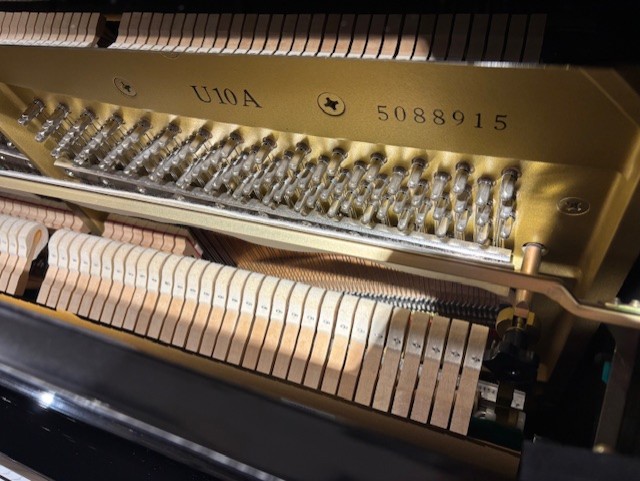 中古 ヤマハ  アップライトピアノ  U10A