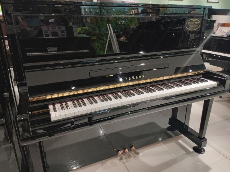 中古 ヤマハ アップライトピアノ U30A