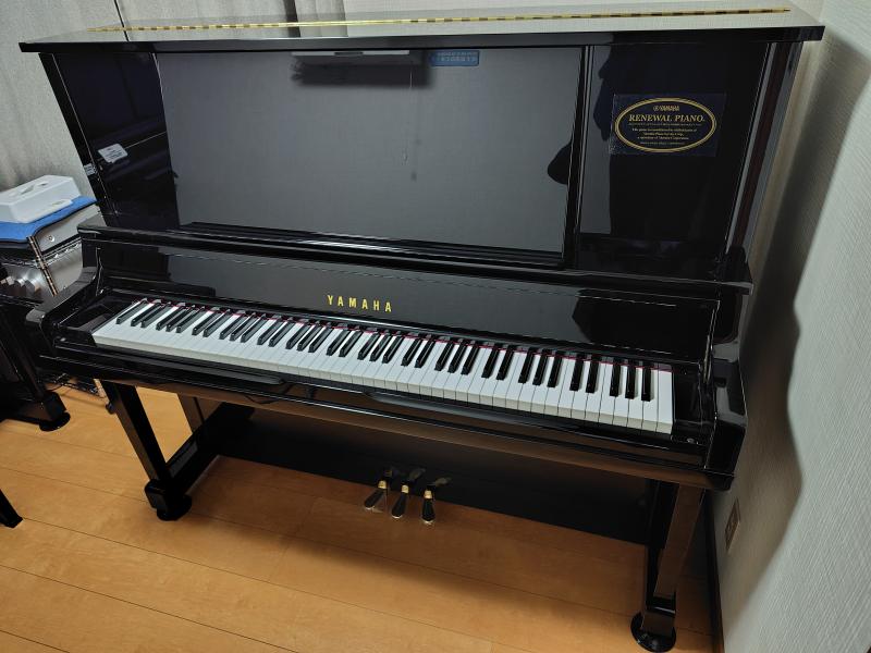 中古 ヤマハ アップライトピアノ UX30A