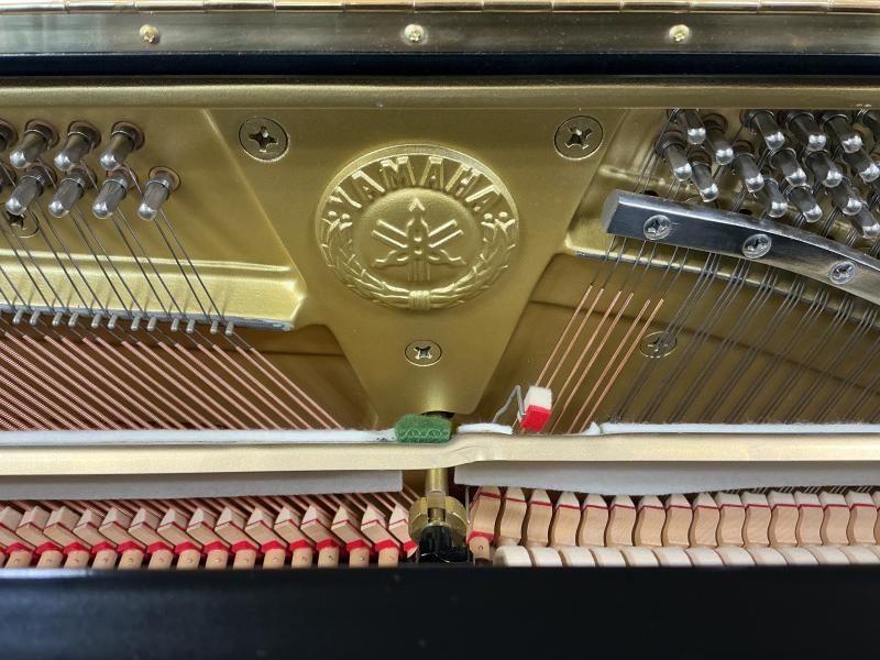 中古 ヤマハ  アップライトピアノ  U30A