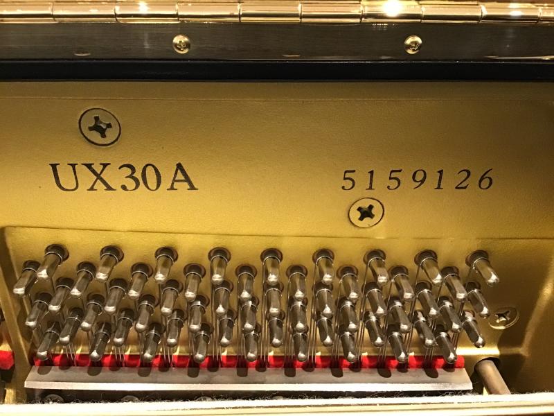 中古 ヤマハ  アップライトピアノ  UX30A