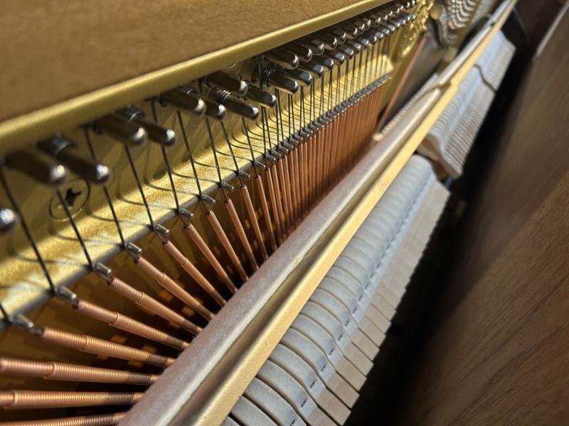 中古 ヤマハ  アップライトピアノ  MC1AWnC