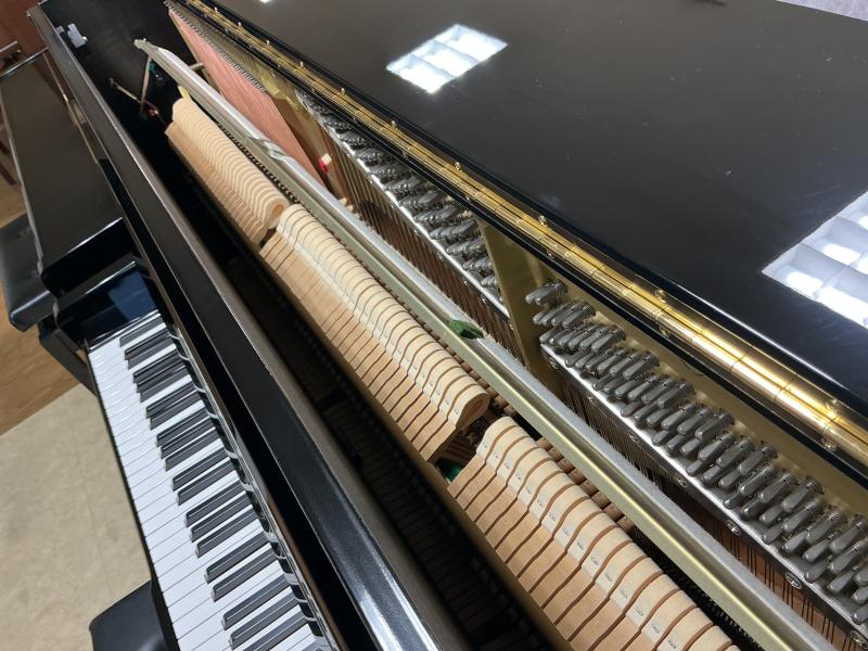 中古 ヤマハ  アップライトピアノ  U10A