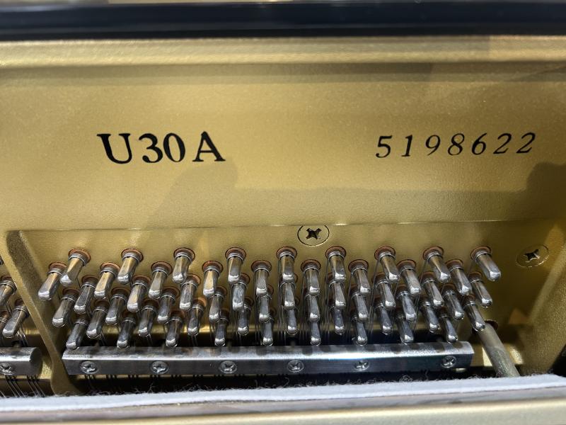 中古 ヤマハ  アップライトピアノ  U30A
