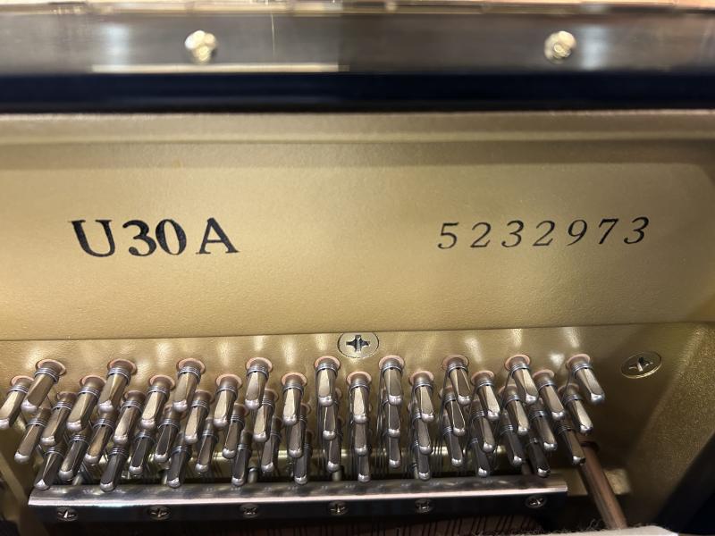 中古 ヤマハ  アップライトピアノ  U30A