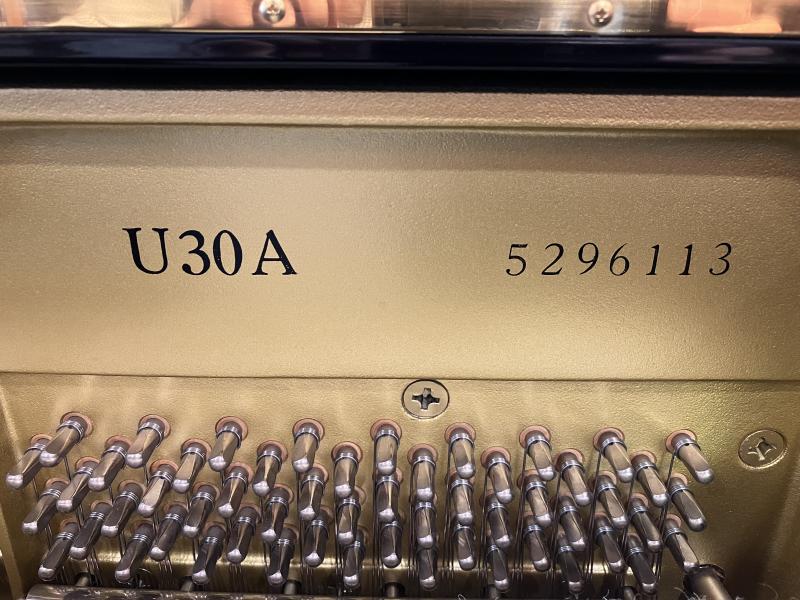 中古 ヤマハ  アップライトピアノ  U30A